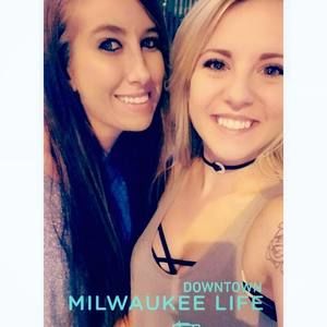 Meet your Posher, Elyse